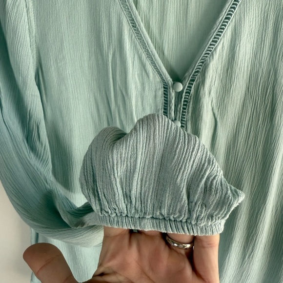 Hippie Rose tie front blouse • Women’s small - Picture 2 of 7